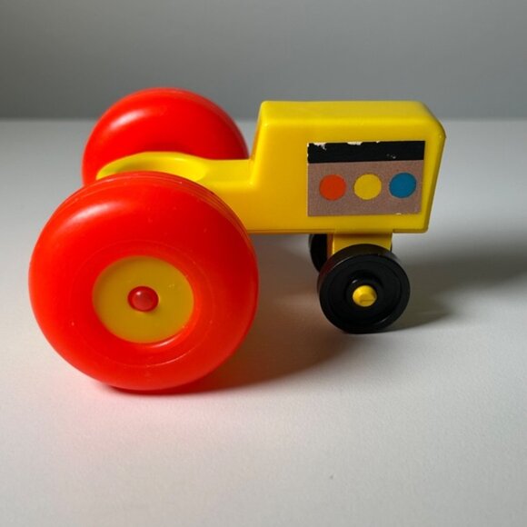 Vintage 80s Fisher Price Little People Play Family Farm #915 Replacements - Picture 12 of 16